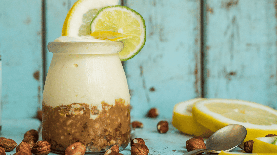 Sorbete de limón con crema de avellana crujiente